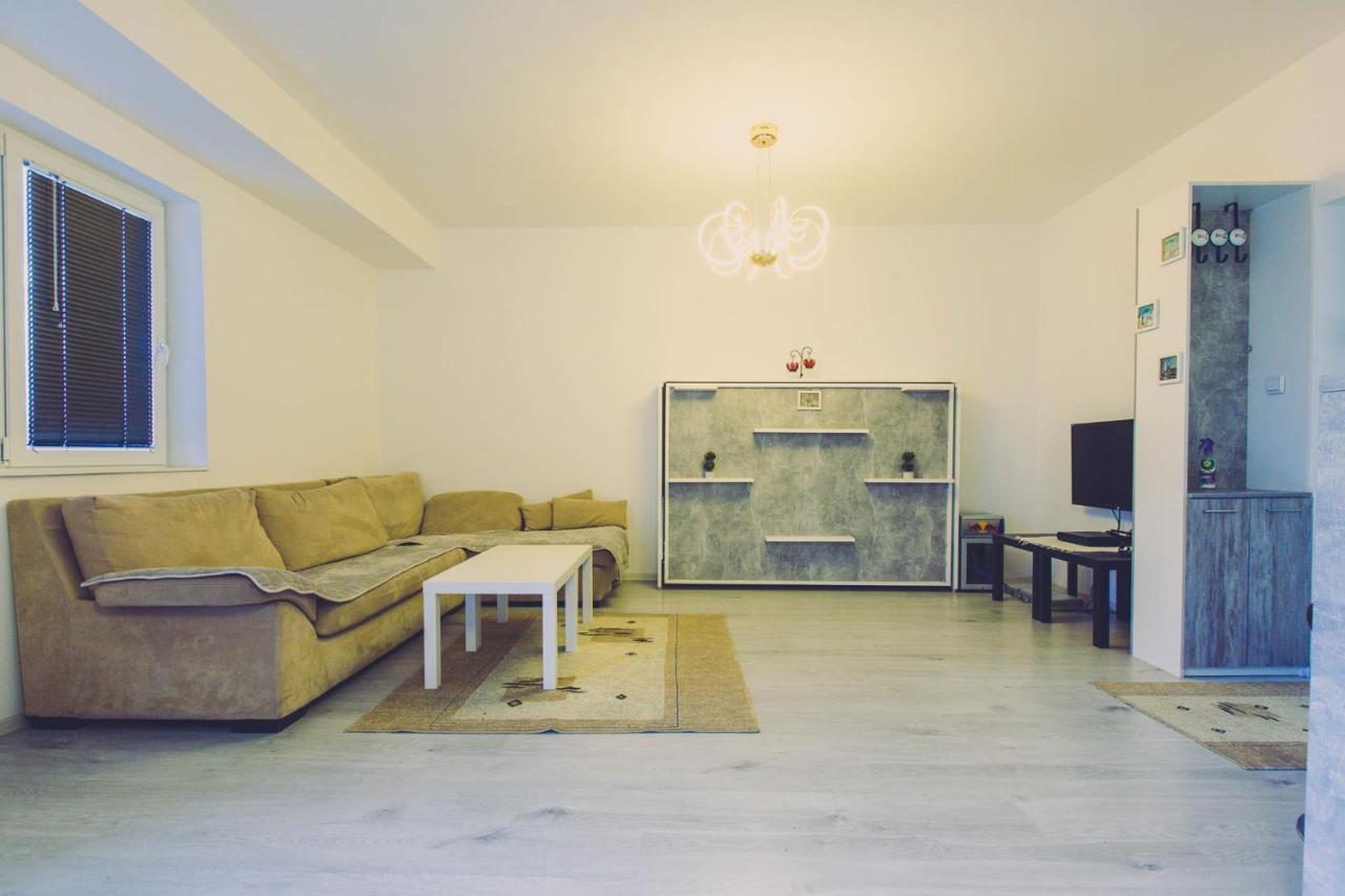Hristovi Apartments Skopie Exterior foto